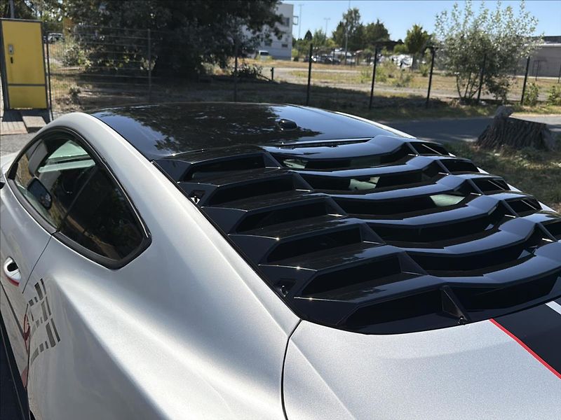 Ford Mustang 5,0 331 Kw GT V8 Automat - fotka 30 z 32