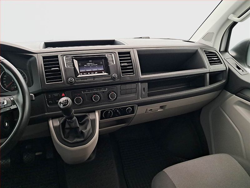 Volkswagen Transporter (2018) 2.0 TDI, Bus, 8Míst, ČR, DPH - fotka 8 z 21