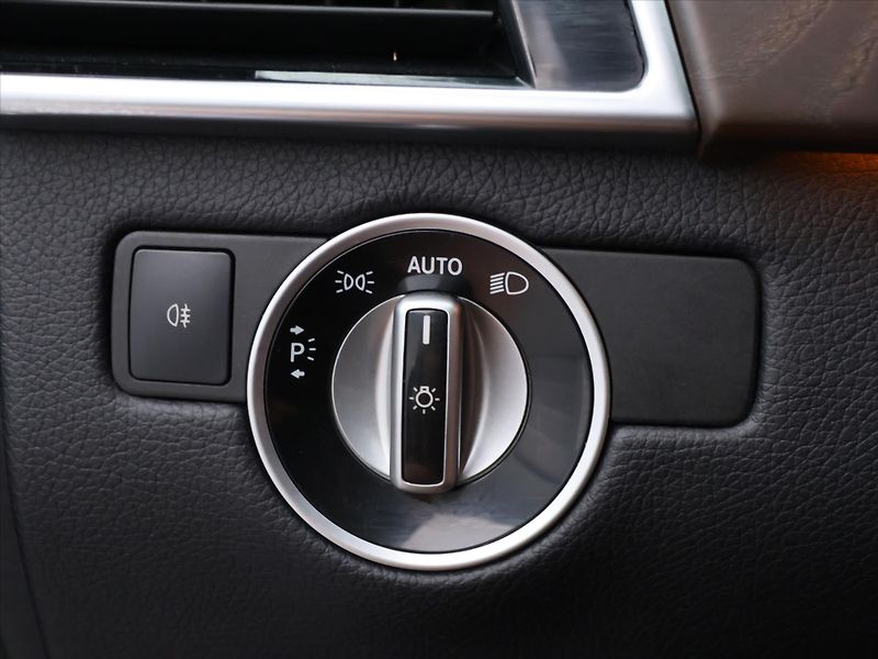 Mercedes-Benz GLS 3,0 350d 190kW AMG Sport DPH - fotka 20 z 45