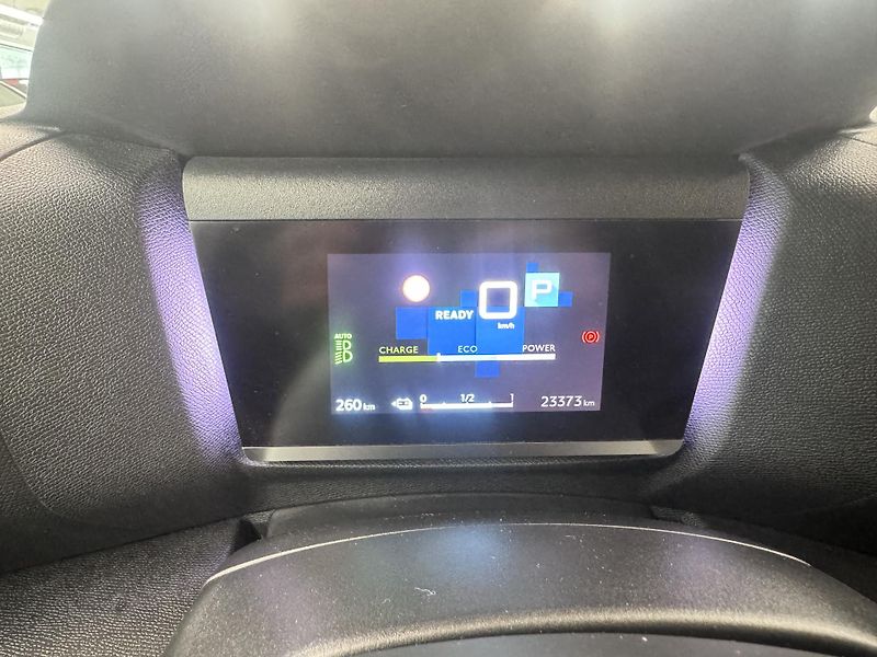 Citroën ë-C4 1.MAJITEL, DPH, ZÁRUKA - fotka 20 z 23