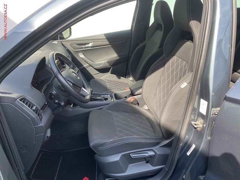 Škoda Karoq (2020) 1.5 TSi, SportLine, DSG, TZ - fotka 9 z 19