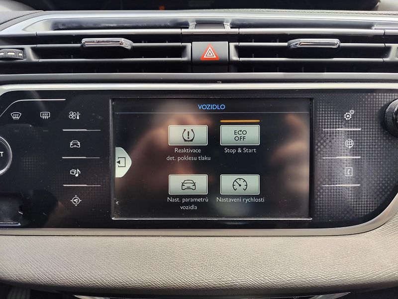 Citroën Grand C4 Picasso (2014) - fotka 26 z 34