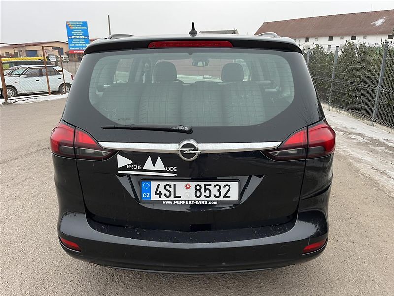 Opel Zafira 1,6 CDTi 100KW TOURER 2xKOLA - fotka 7 z 39