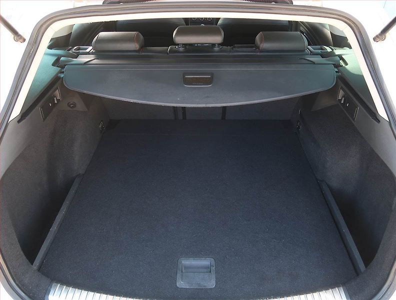 Seat Leon (2014) Sport 2.0 TDI, Navi, Tempomat - fotka 14 z 19