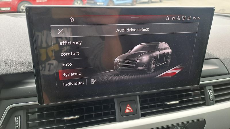 Audi A4 30 TDi S tronic Business line  - fotka 33 z 33