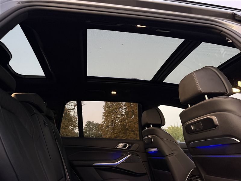 BMW X7 40d Msport X-drive - fotka 33 z 43