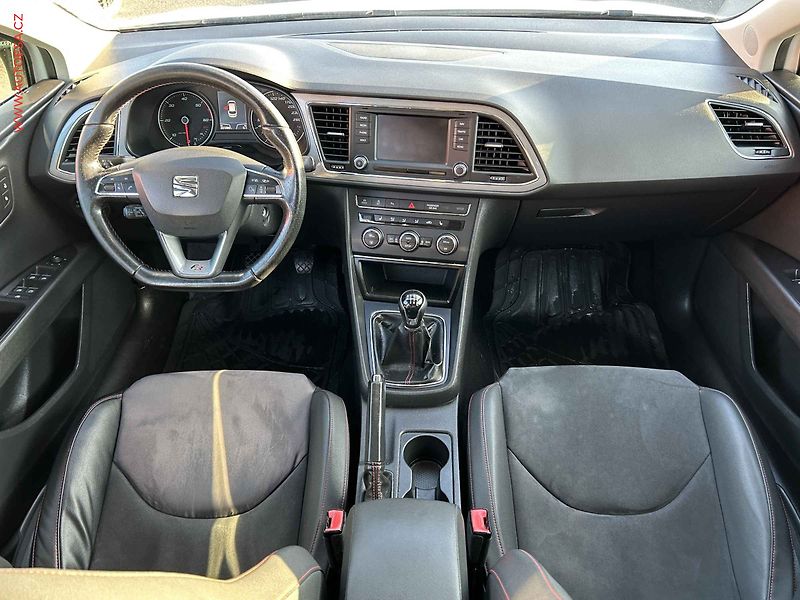 Seat Leon (2014) 2.0TDi, navi, panor. - fotka 8 z 18