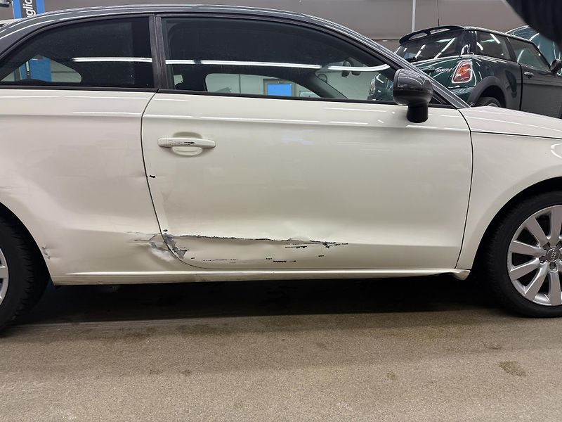 Audi A1 1.6 TDi 77 kW - fotka 6 z 15