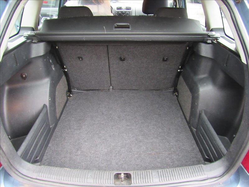 Škoda Fabia 1,6 i 77kW Combi Ambiente - fotka 23 z 26