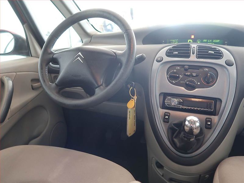 Citroën Xsara Picasso (2005) 1.8 16V, po STK, Klima - fotka 7 z 14