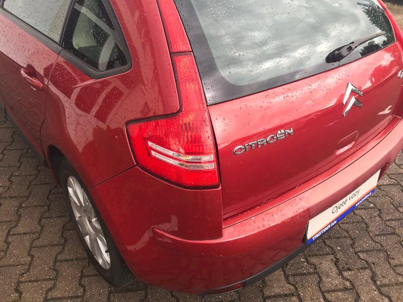 Citroën C4 (2011) 1,4 16V - fotka 16 z 20