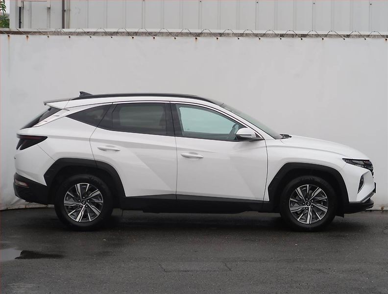 Hyundai Tucson (2022) Smart 1.6 T-GDI, Full led - fotka 6 z 21
