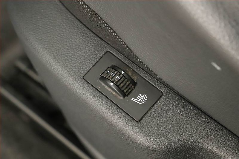 Peugeot 5008 (2011) 2.0 HDI, Automat, Xenony - fotka 18 z 19