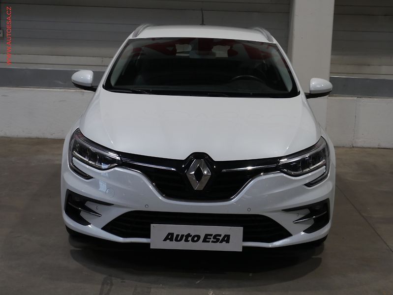 Renault Mégane (2022) 1.5dCi, 1.maj, AT, LED - fotka 2 z 21