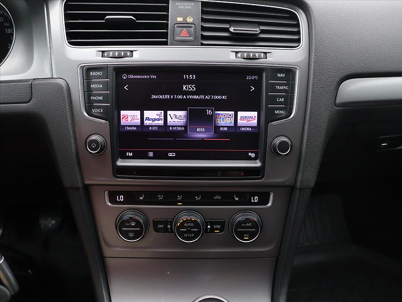 Volkswagen Golf Variant 1,6 TDI 77kW Aut.klima Navi - fotka 15 z 25