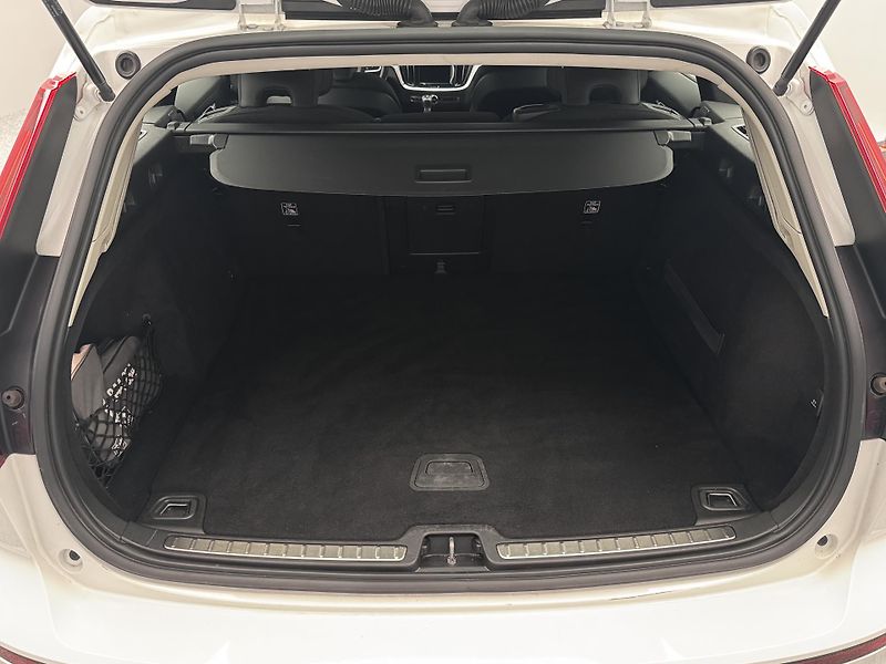 Volvo V60 D3 MOMENTUM  AUT CZ 1.maj - fotka 5 z 34