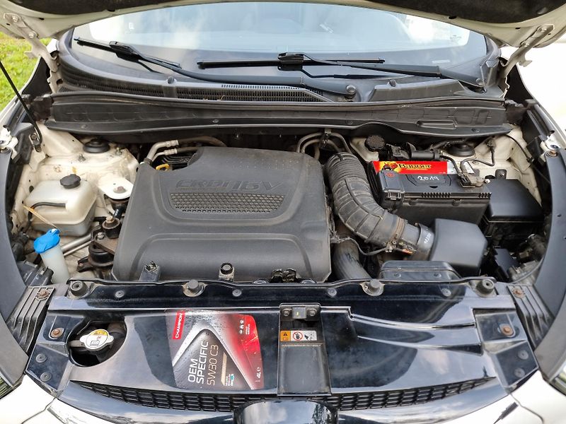 Hyundai ix35 (2012) Auto ve velmi dobrém stavu - fotka 16 z 16