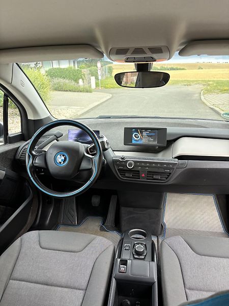 BMW i3 (2014) BMW i3, BMW i3 60 Ah r.v.2014  - fotka 17 z 23