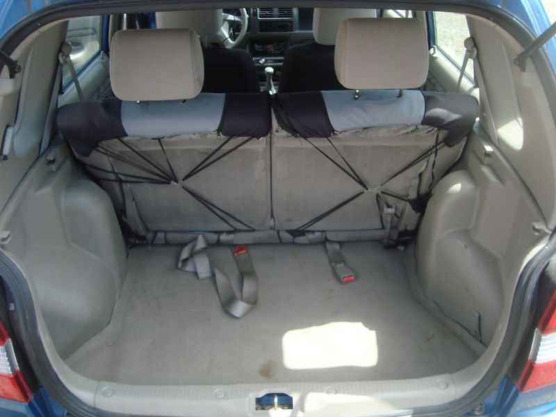 Mazda Demio (1999) 1,3 - fotka 16 z 16