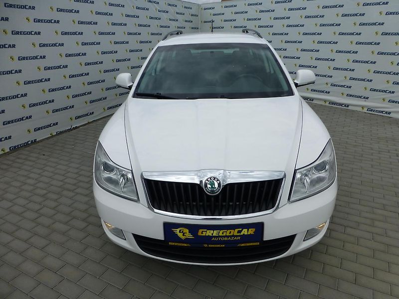 Škoda Octavia (2012) 1,2TSI-77KW*KLIMA***TAŽNÉ* - fotka 3 z 23