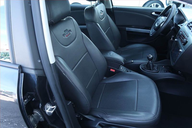 Seat Leon (2012) 1.4 TSI, Serv.kniha, Navi - fotka 9 z 22