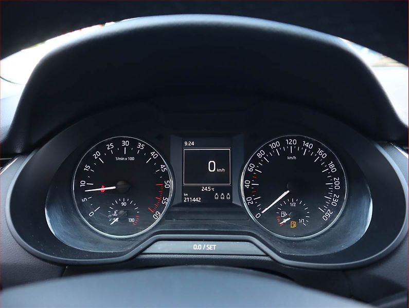 Škoda Octavia (2016) Ambition 1.6 TDI, Serv.kniha - fotka 11 z 19