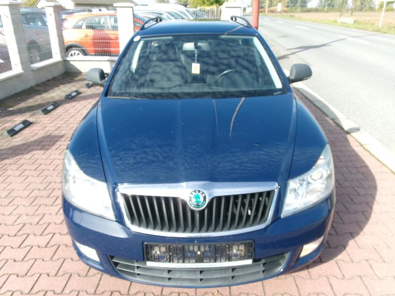 Škoda Octavia (2012) 1,2 TSI KLIMA  - fotka 5 z 25