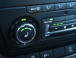 Škoda Yeti (2016) Elegance 2.0 TDI, Tempomat - náhled 18