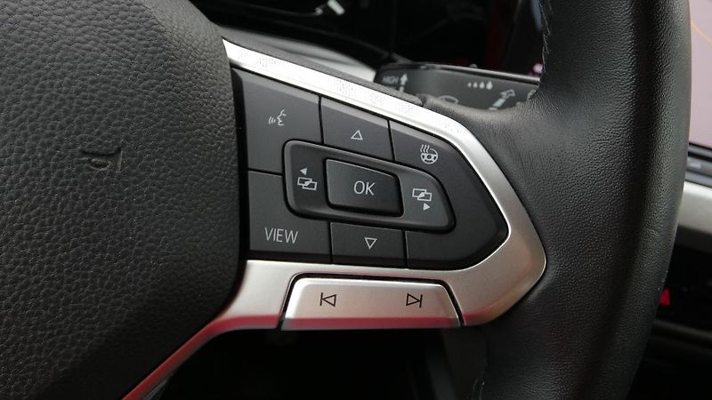 Volkswagen Golf Variant 2.0 TDI Life - fotka 12 z 21