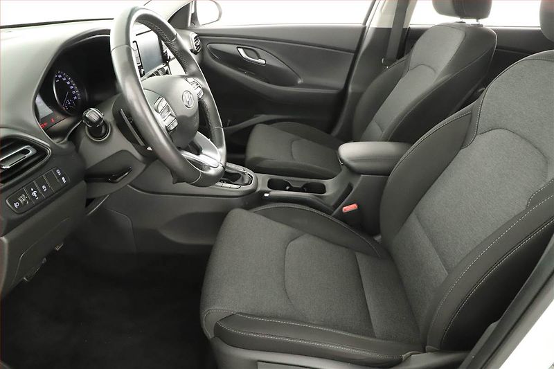 Hyundai i30 (2023) 1.0 T-GDI, Automat, ČR,1.maj - fotka 7 z 14