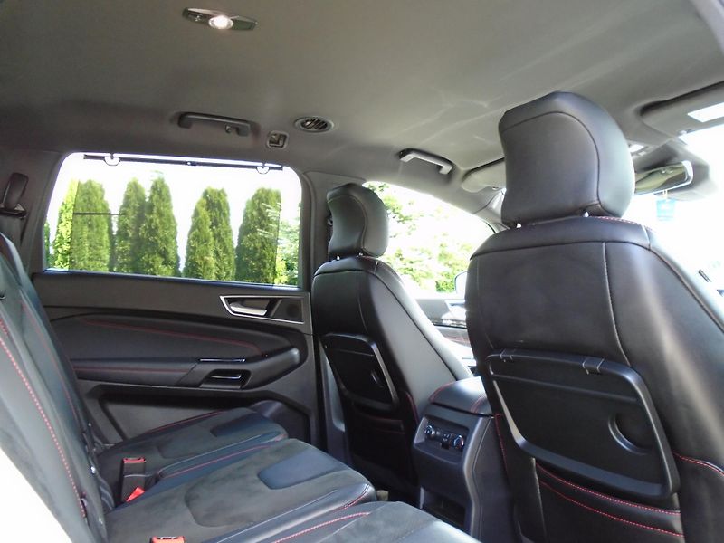 Ford S-MAX 2.0EcoBlue140kW 8AT ST-Line 7m - fotka 36 z 48