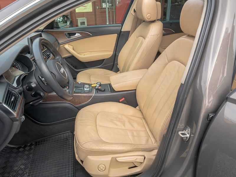 Audi A6 Allroad (2014) 3.0TDI 180KW – VÝBAVA - fotka 16 z 44