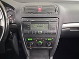Škoda Octavia (2005) 1.6, po STK, Tažné - náhled 12