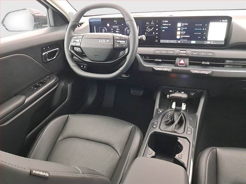 Kia K4 (2026) 1.6 T-GDI, Mrtvý úhel - fotka 7 z 16