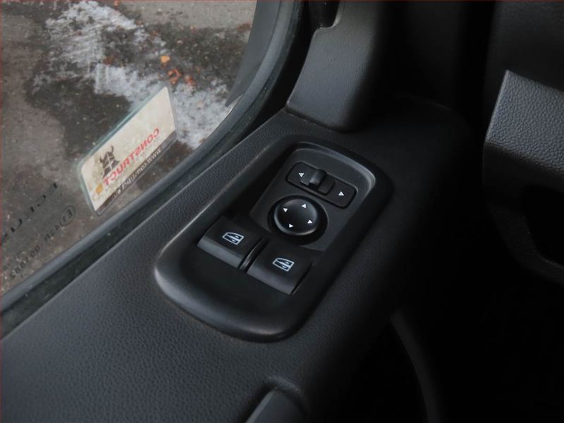 BMW Řada 3 (2017) 320 d xDrive, 4X4, Automat - fotka 15 z 17