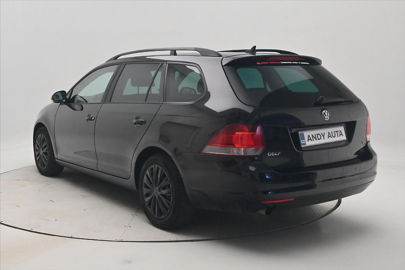 Volkswagen Golf 1,6 TDI 77kW MATCH Navigace - fotka 7 z 27