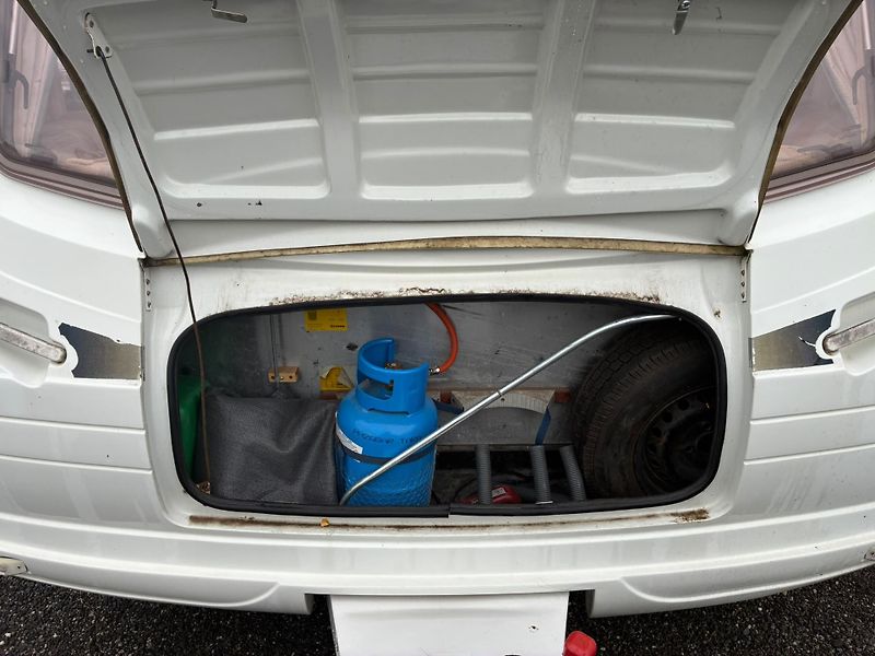 Ostatní (2006) Lunar Clubman, WC,SOLAR,BOILER - fotka 9 z 33