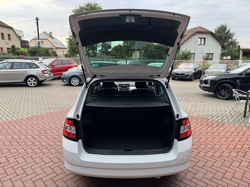 Škoda Fabia (2017) 1.2TSi Style Digi Klima - fotka 20 z 50
