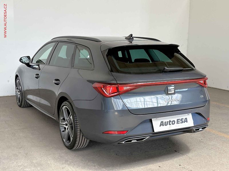 Seat Leon (2022) 1.5TSi, FR, DSG, navi - fotka 6 z 17