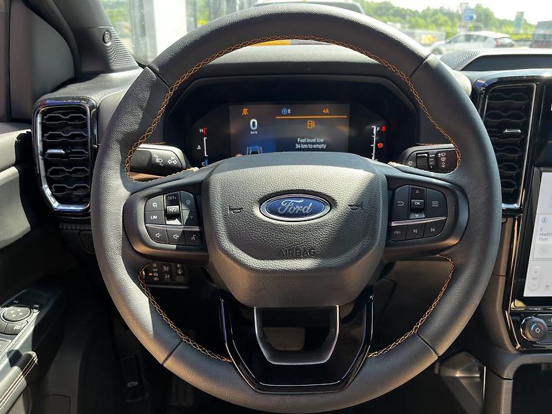 Ford Ranger Wildtrak 2.0 EcoBlue Bi-Turbo - fotka 23 z 42