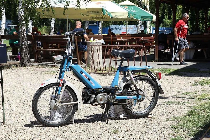 Moped sraz v Brně-Chrlicích