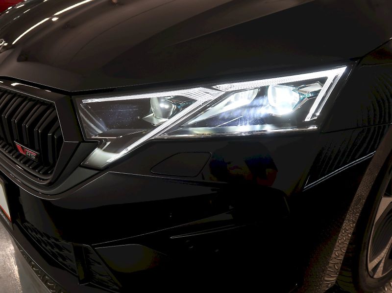 Škoda Octavia (2026) RS 2.0TSI 195KW DSG CANTON - fotka 10 z 49