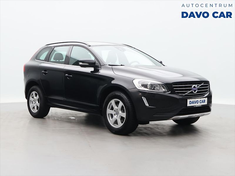 Volvo XC60 2,0 D4 120kW Momentum AUT - fotografie inzerátu