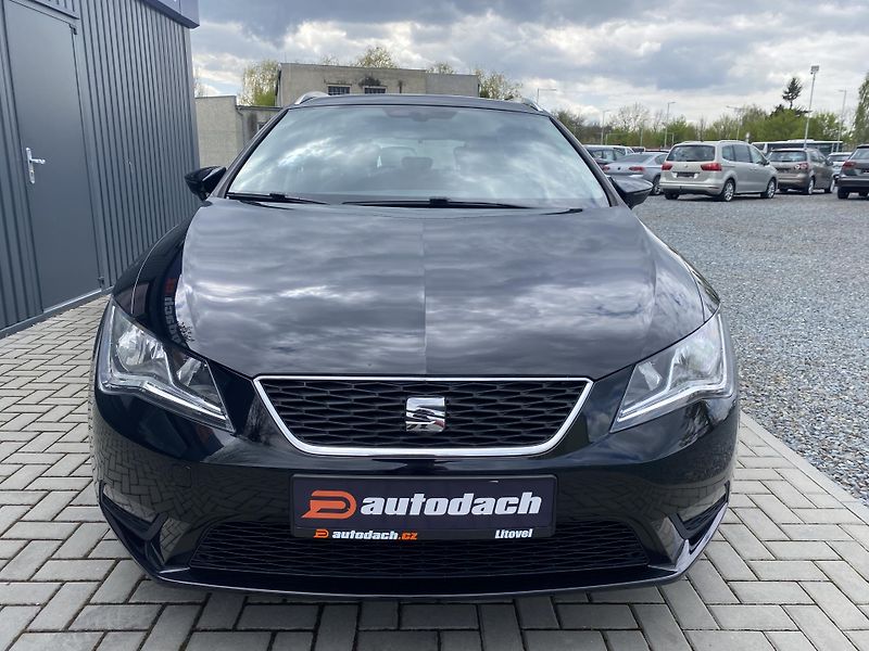 Seat Leon 1.4 TSI 92kW - 1xMAJ.- STYLE - fotka 7 z 41
