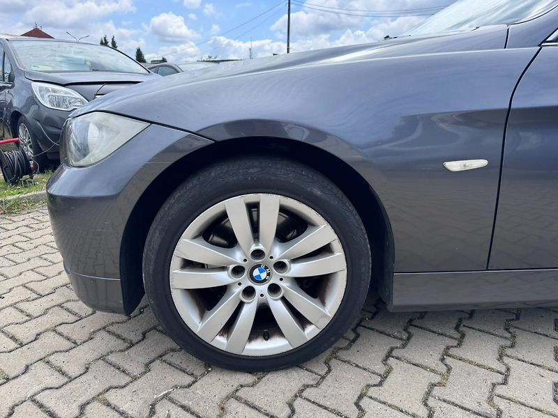 BMW Řada 3 (2006) 330D M57 3,0 R6 170KW STK KOLA - fotka 13 z 46