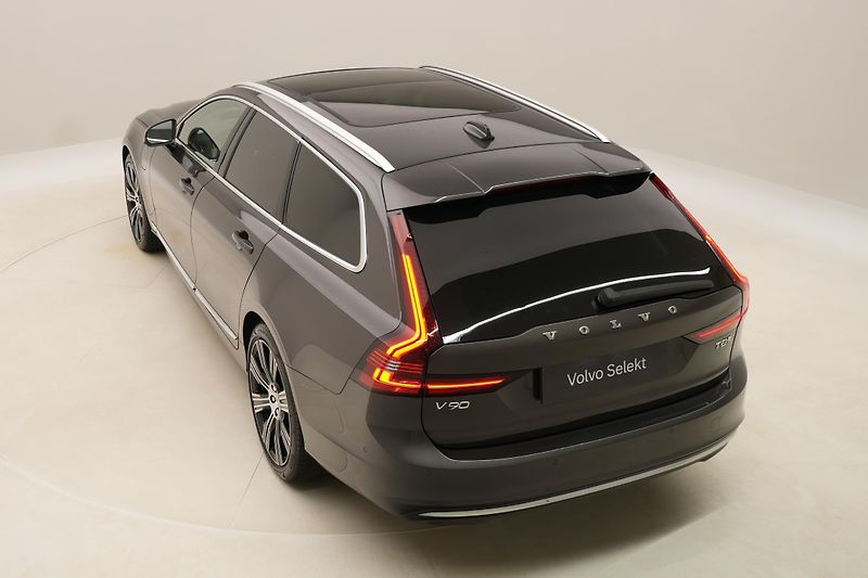 Volvo V90 T8 AWD RECHARGE BRIGHT ULTRA - fotka 18 z 58
