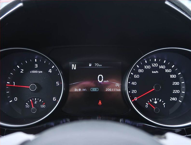 Kia Ceed (2022) Gold 1.6 CRDi MHEV, Serv.kniha - fotka 11 z 17