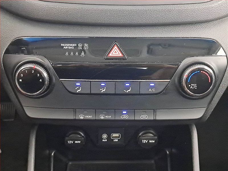 Hyundai Tucson (2016) 1.6 GDI, Park. senzory - fotka 18 z 19