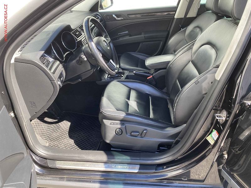 Škoda Superb (2014) 3.6FSi 4x4, Outdoor, DSG - fotka 9 z 17