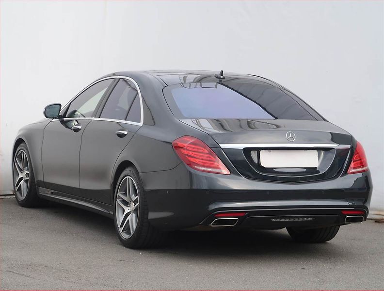 Mercedes-Benz Třídy S (2014) AMG Paket S 500 4MATIC, 4X4 - fotka 4 z 28